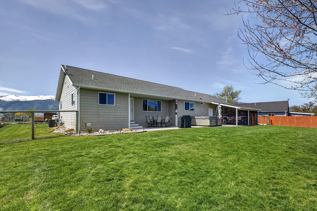 2306 Austin Lane Victor MT 59875