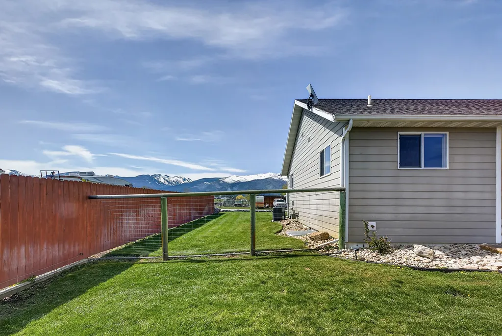 2306 Austin Lane Victor MT 59875