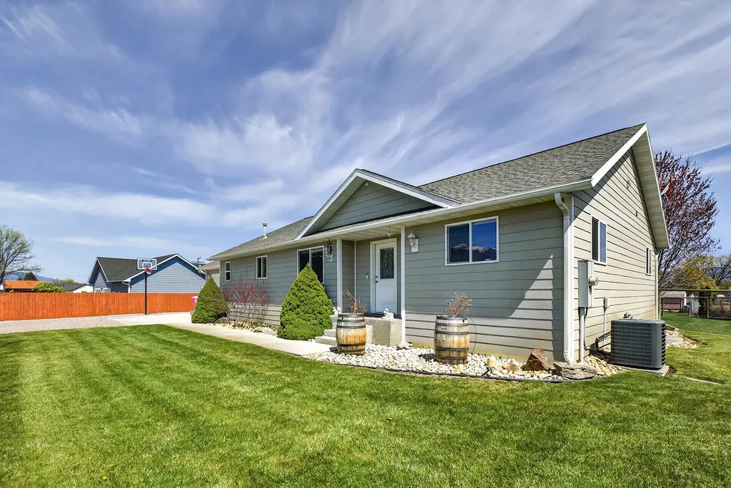 2306 Austin Lane Victor MT 59875