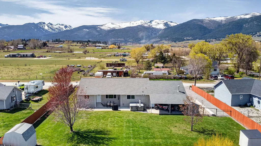 2306 Austin Lane Victor MT 59875