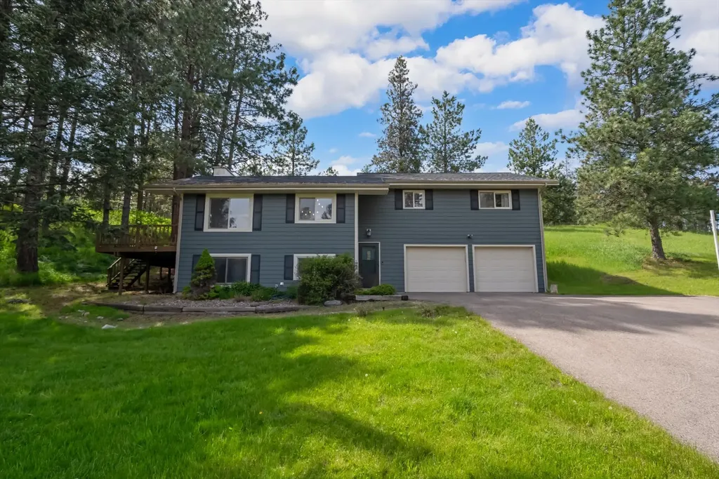 300 Peaceful Drive Bigfork MT 59911