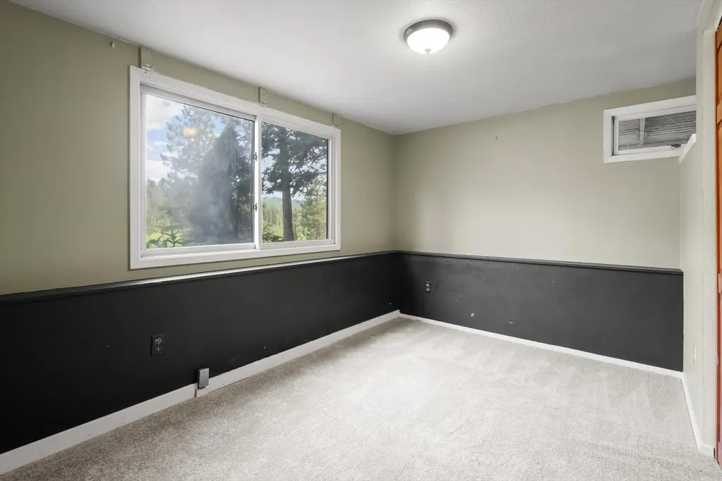 300 Peaceful Drive Bigfork MT 59911