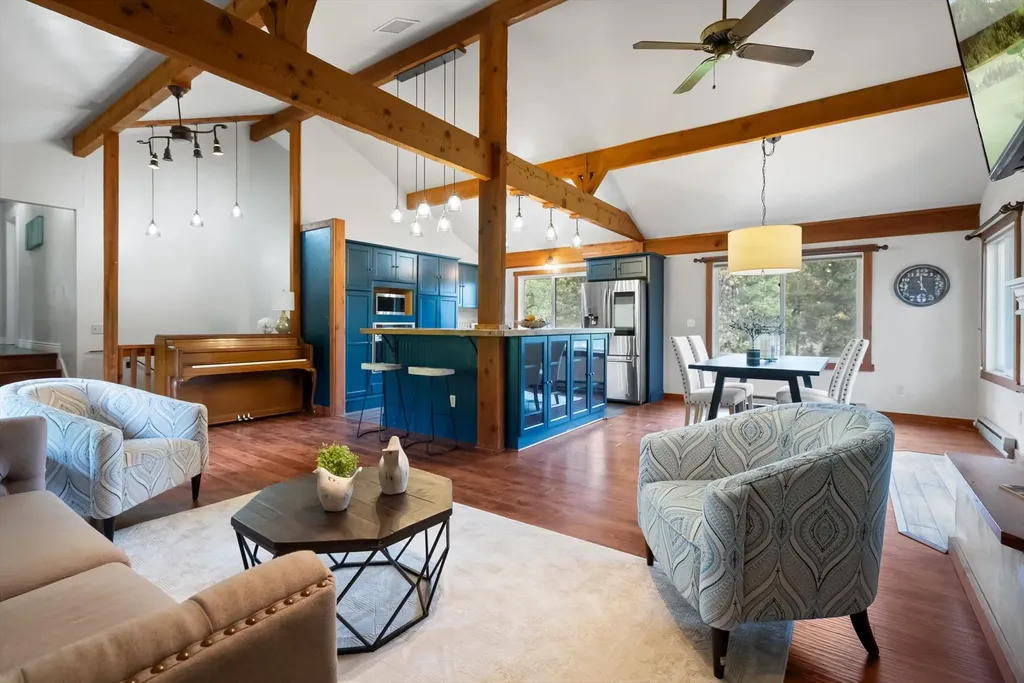 300 Peaceful Drive Bigfork MT 59911