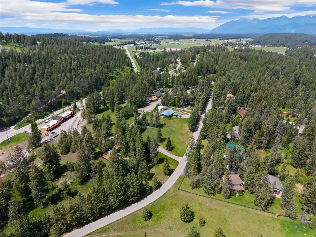 300 Peaceful Drive Bigfork MT 59911