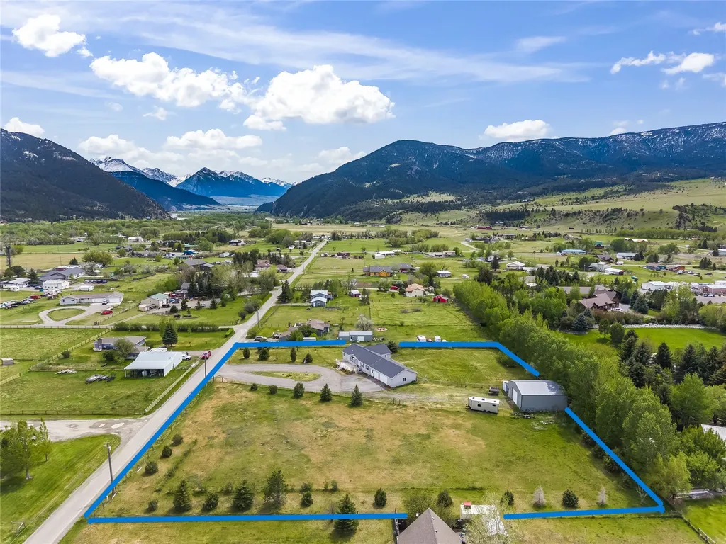 146 Canyon View Drive Livingston MT 59047