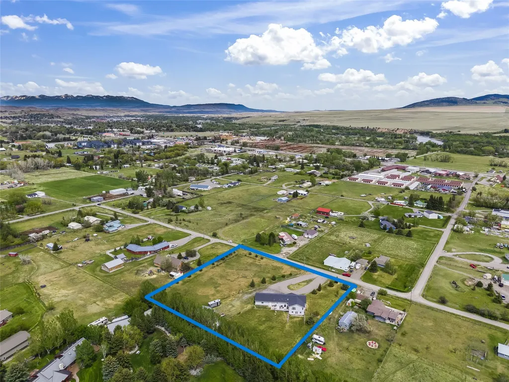 146 Canyon View Drive Livingston MT 59047