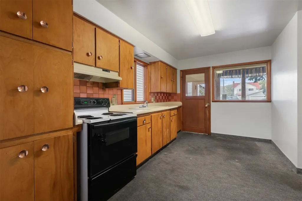 318 W 4th Street Anaconda MT 59711