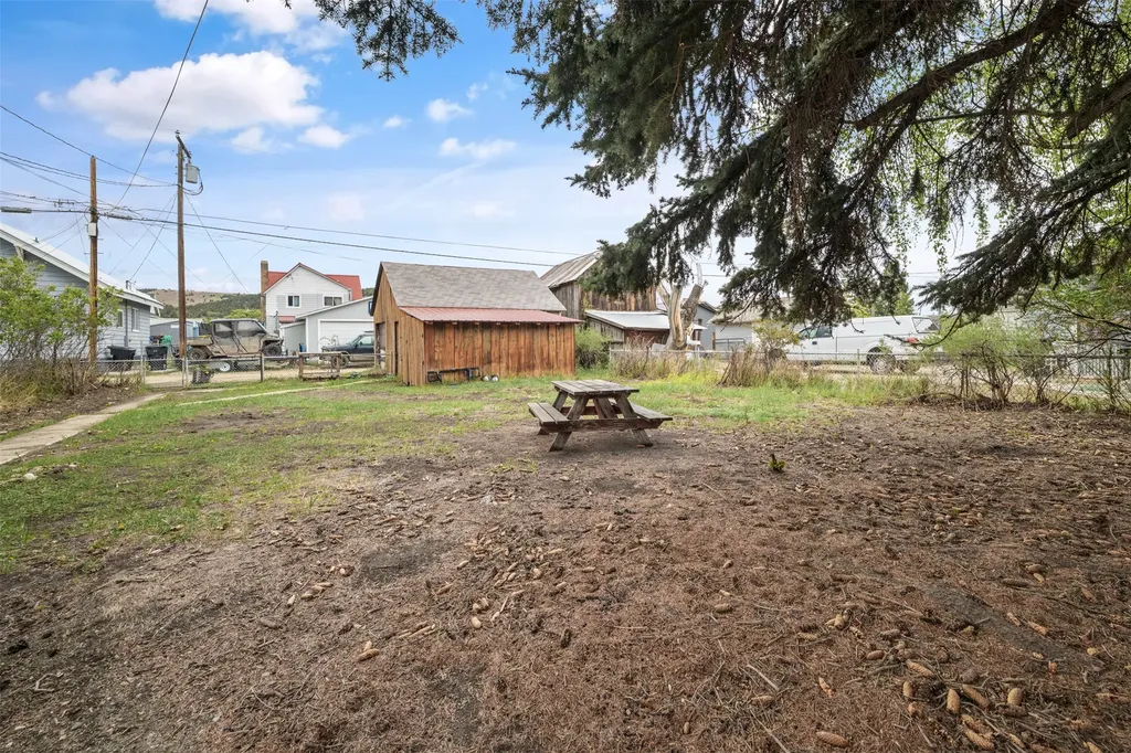 318 W 4th Street Anaconda MT 59711