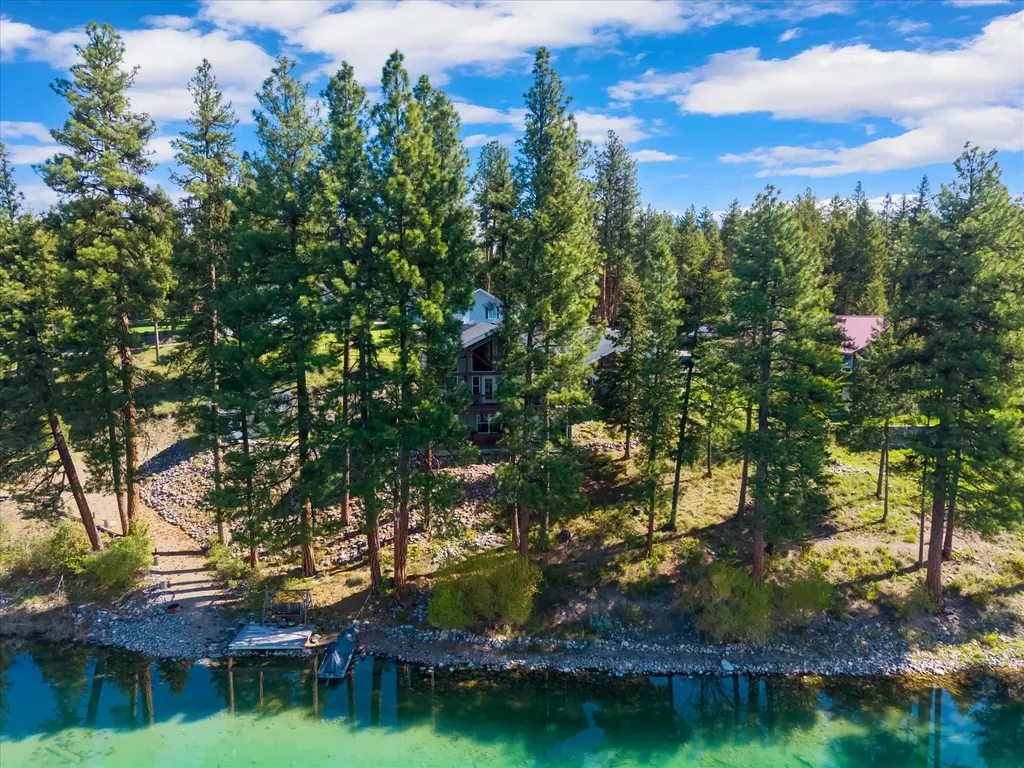 271 Happys Border Lane Libby MT 59923