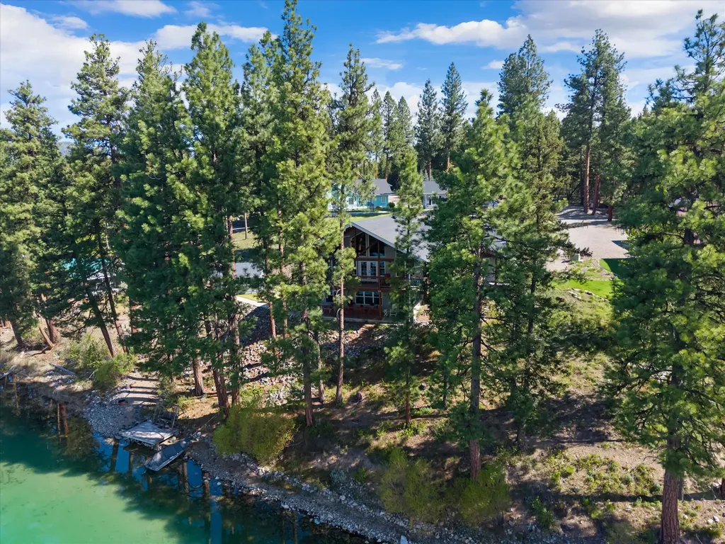 271 Happys Border Lane Libby MT 59923