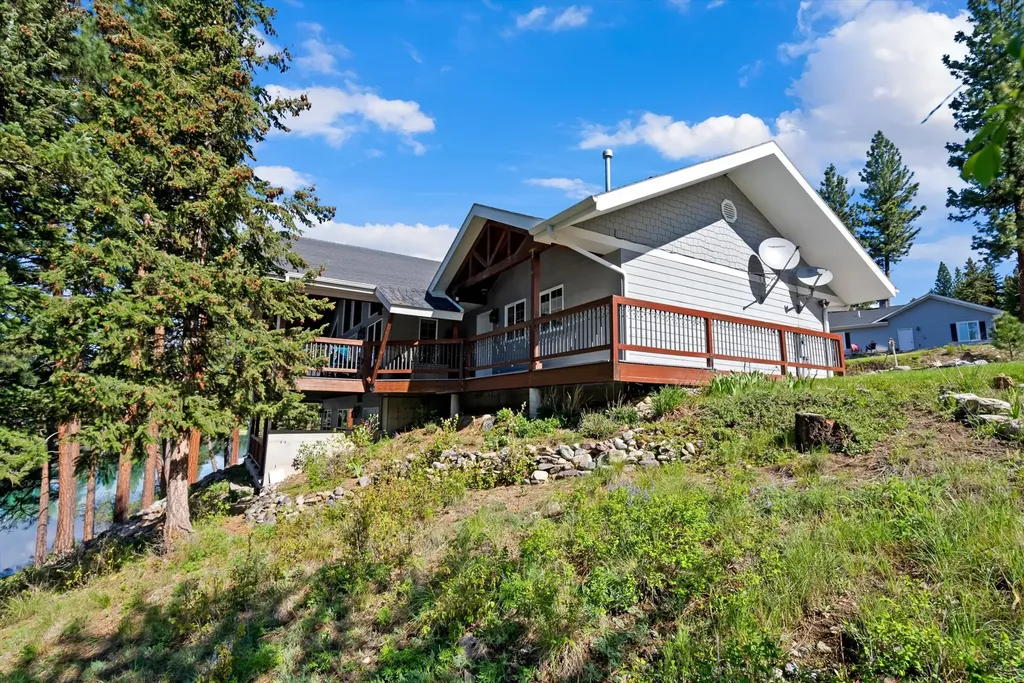 271 Happys Border Lane Libby MT 59923