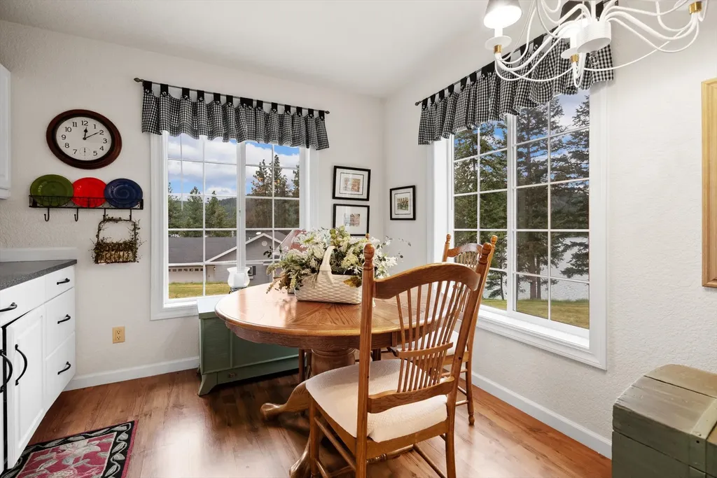 271 Happys Border Lane Libby MT 59923