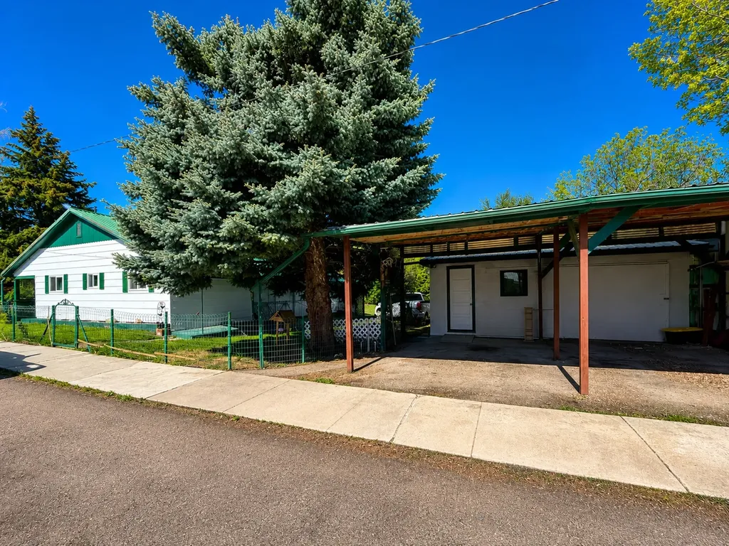 122 A Street Belt MT 59412