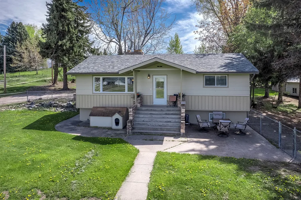 39804 Mt Highway 35 Polson MT 59860