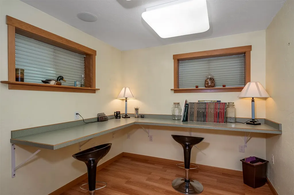 39804 Mt Highway 35 Polson MT 59860