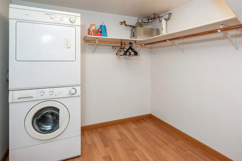 39804 Mt Highway 35 Polson MT 59860