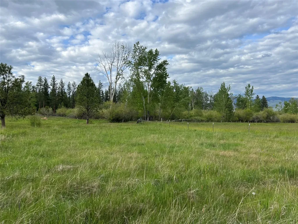 5739 Rescue Lane Florence MT 59833