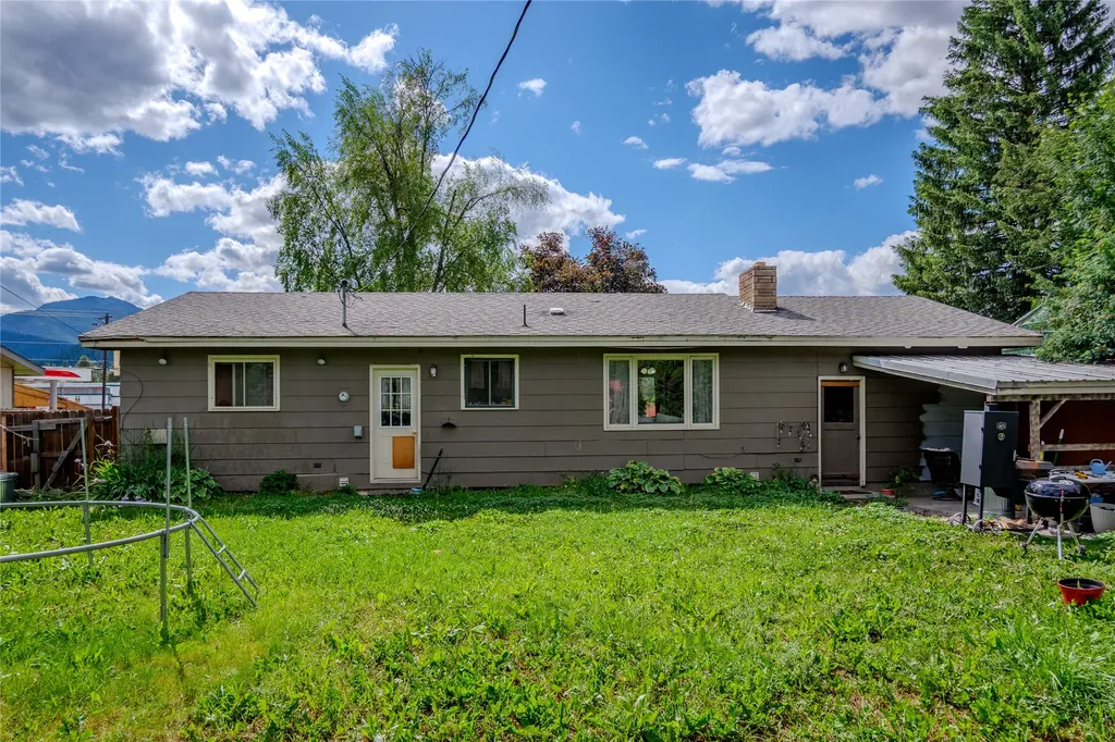 38 Collins Avenue Libby MT 59923