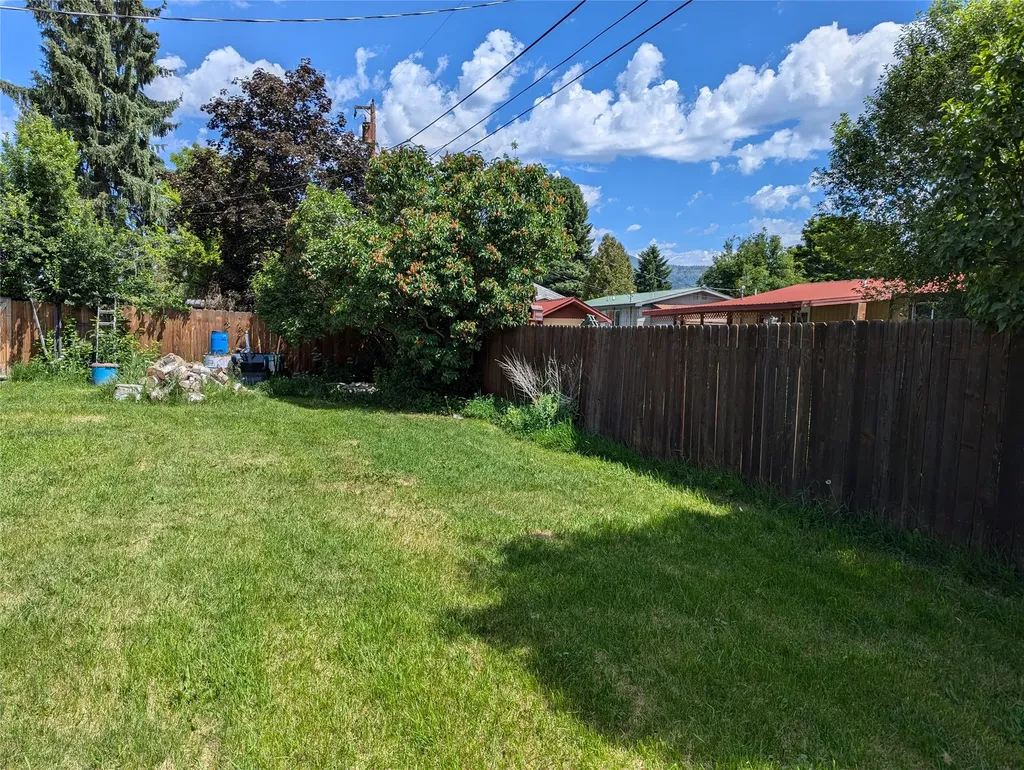 38 Collins Avenue Libby MT 59923