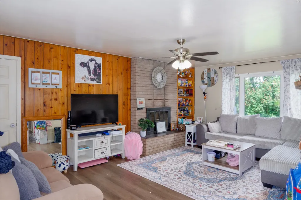 38 Collins Avenue Libby MT 59923