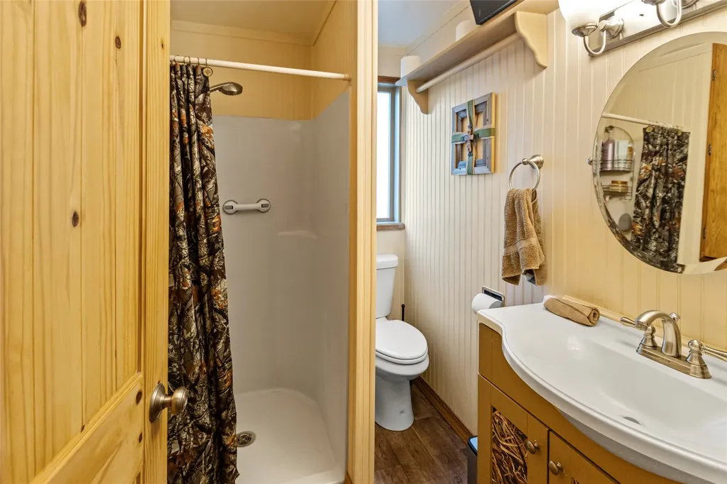 52441 Lake Mary Ronan Road Proctor MT 59929
