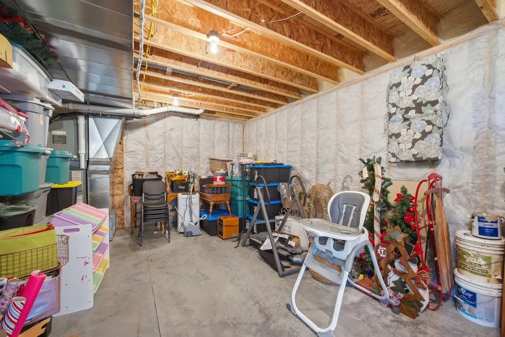 150 Jet Lane Hamilton MT 59840