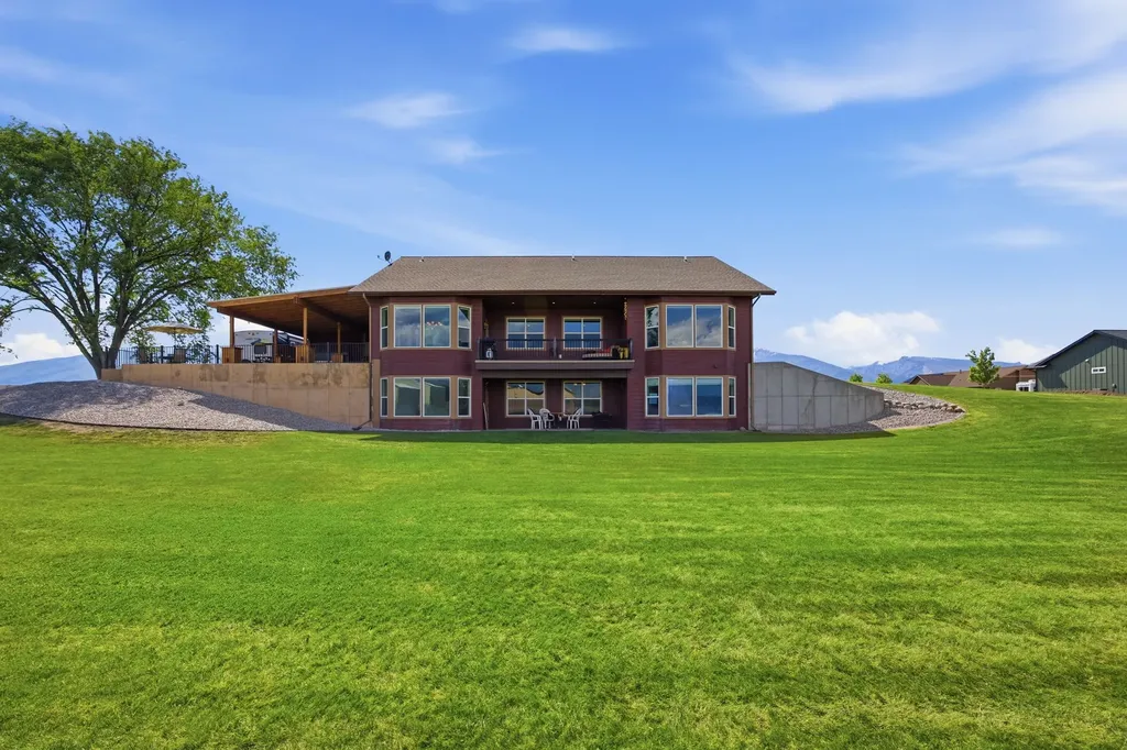 150 Jet Lane Hamilton MT 59840