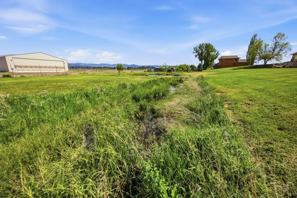 150 Jet Lane Hamilton MT 59840