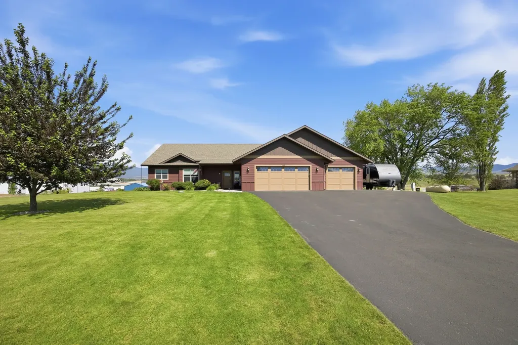 150 Jet Lane Hamilton MT 59840