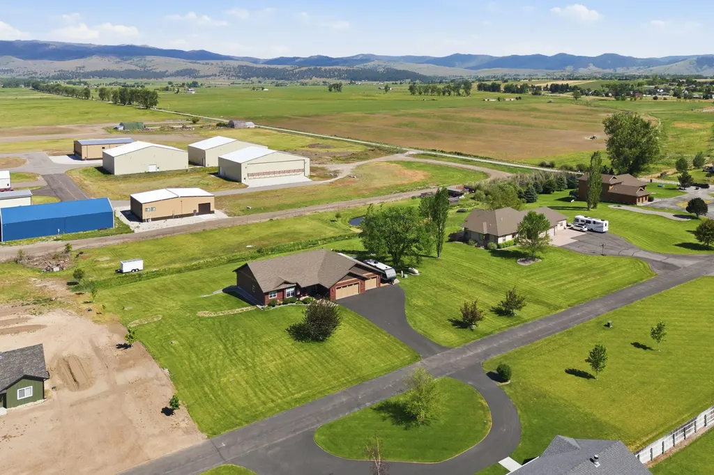 150 Jet Lane Hamilton MT 59840