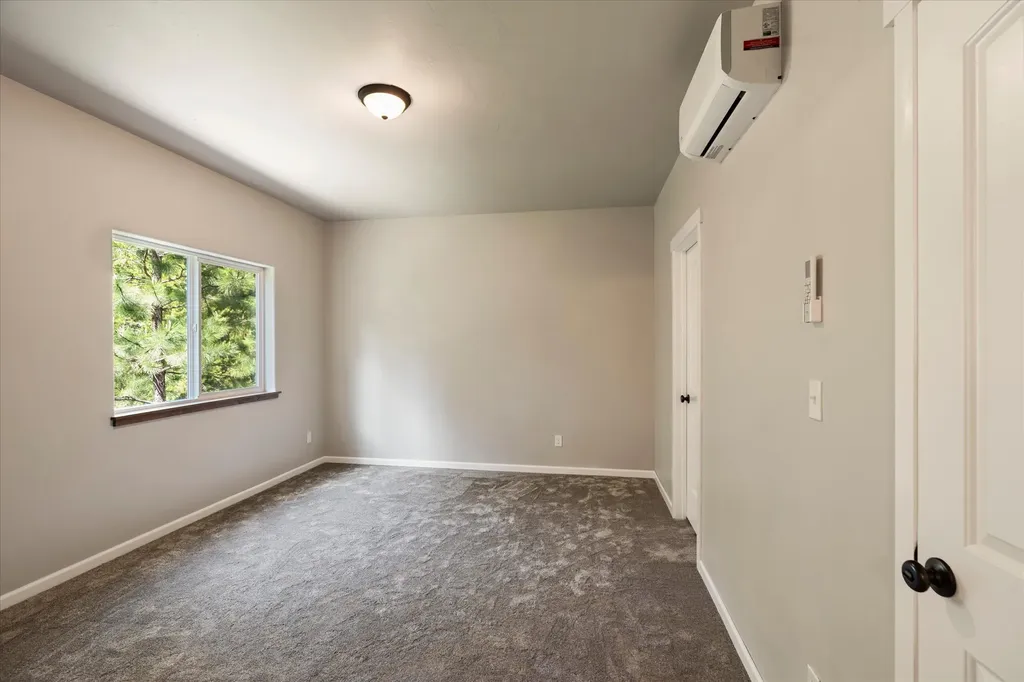 201 Wapiti Way Troy MT 59935