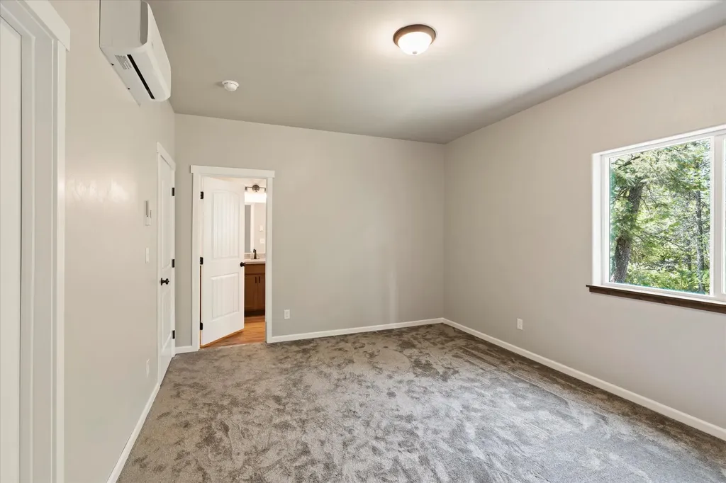 201 Wapiti Way Troy MT 59935