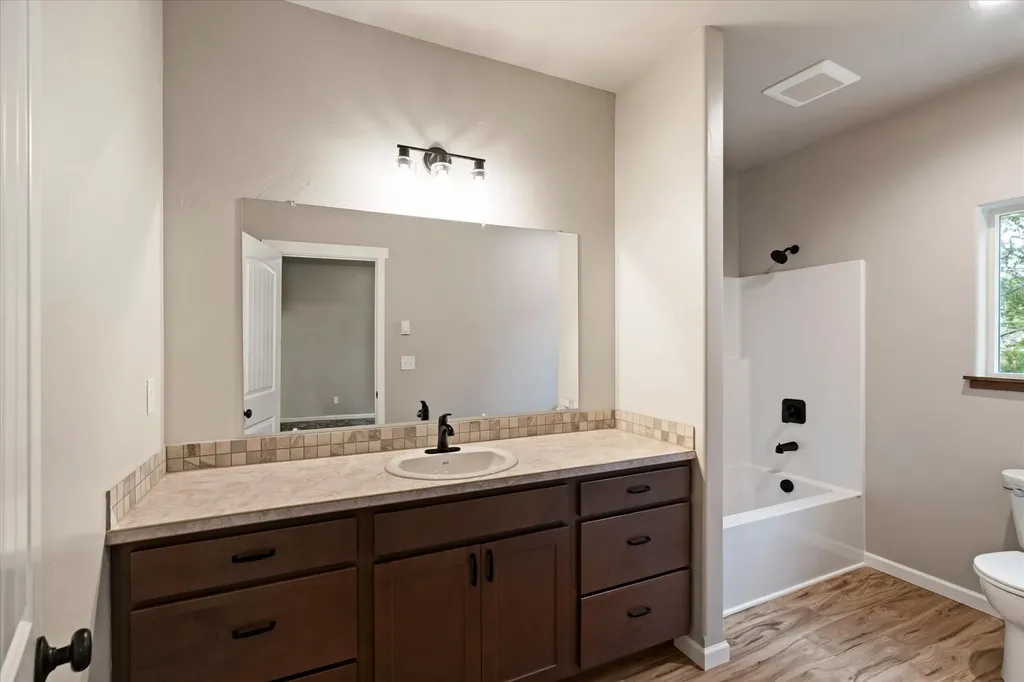 201 Wapiti Way Troy MT 59935