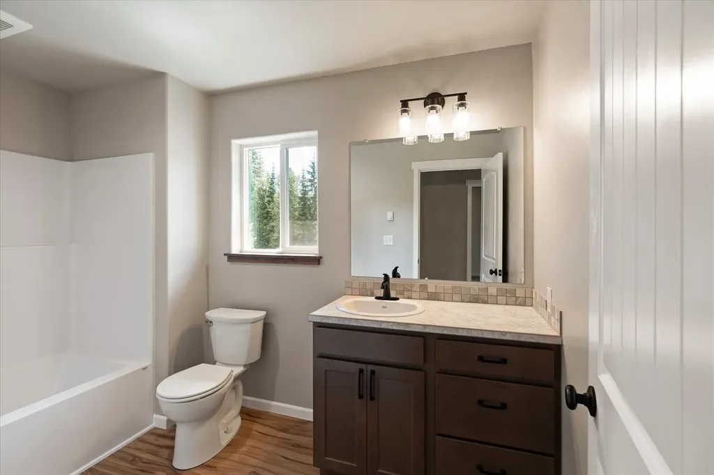 201 Wapiti Way Troy MT 59935