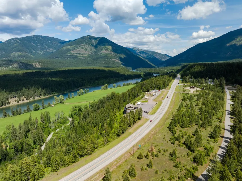 201 Wapiti Way Troy MT 59935