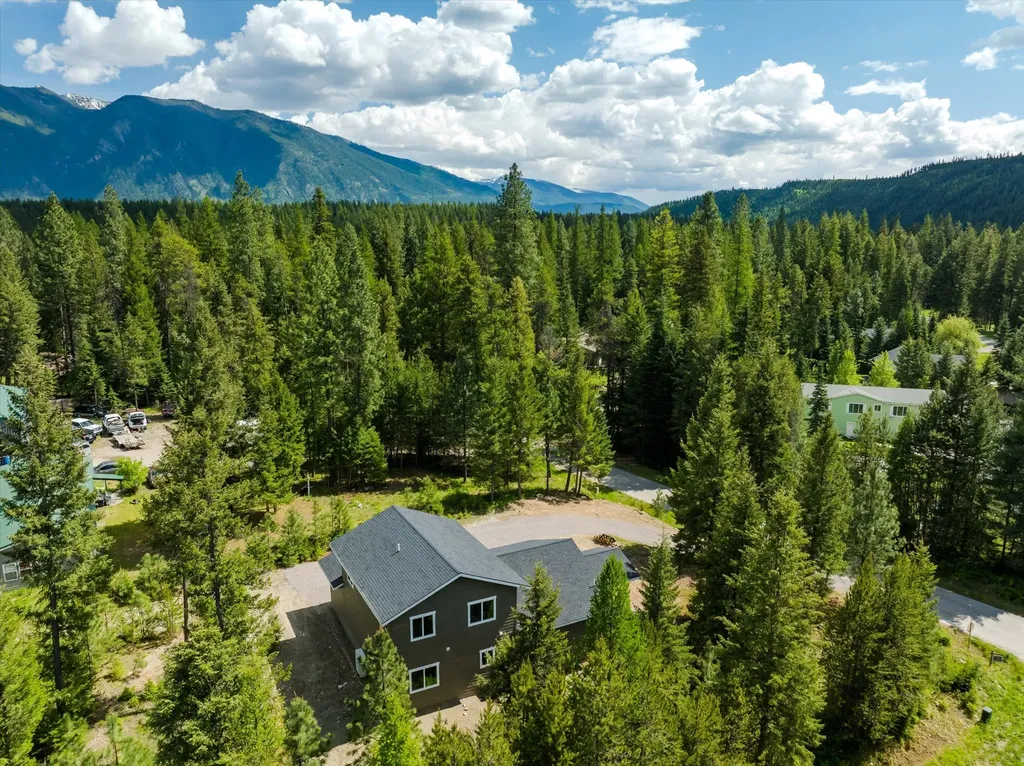 201 Wapiti Way Troy MT 59935