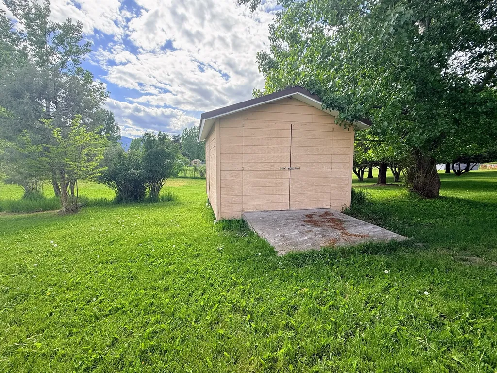 43 Lower Lynch Creek Road Plains MT 59859