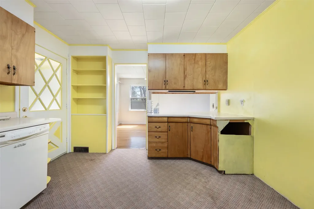 709 Oregon Street Deer Lodge MT 59722