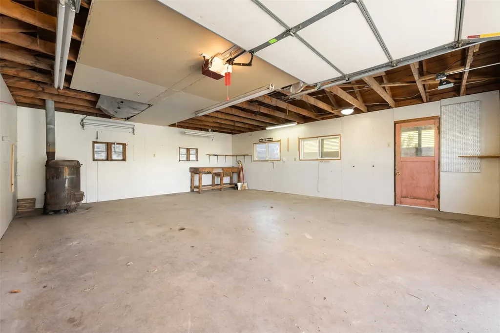 709 Oregon Street Deer Lodge MT 59722