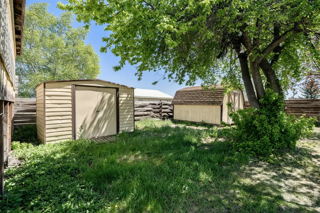 709 Oregon Street Deer Lodge MT 59722