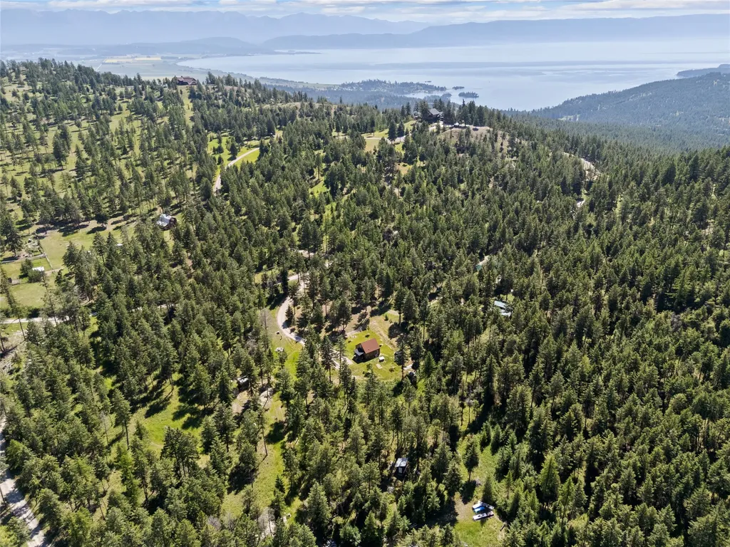 400 Buffalo Trail Somers MT 59932