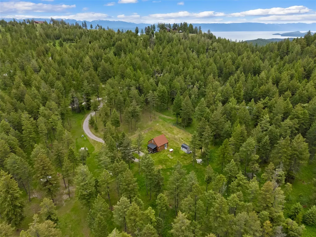 400 Buffalo Trail Somers MT 59932
