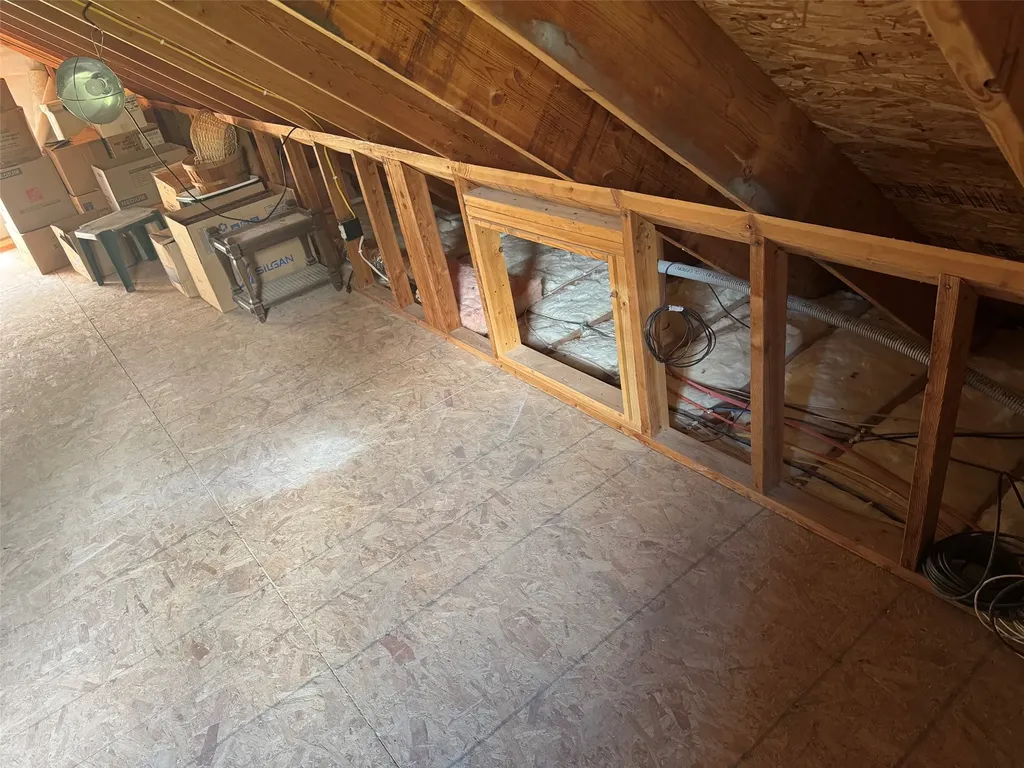 400 Buffalo Trail Somers MT 59932