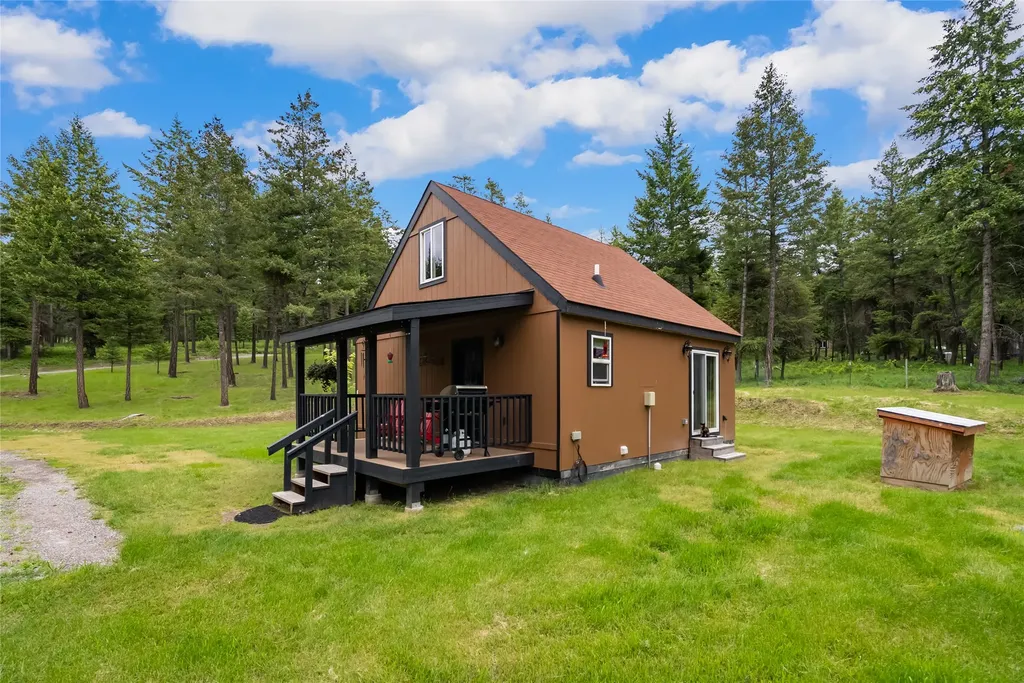 400 Buffalo Trail Somers MT 59932