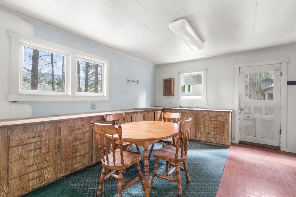 1605 Rogers Lake Road Kila MT 59920