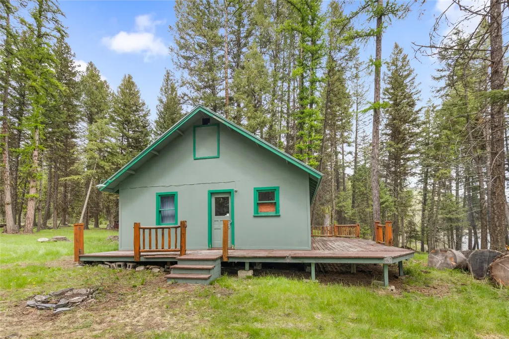 1605 Rogers Lake Road Kila MT 59920