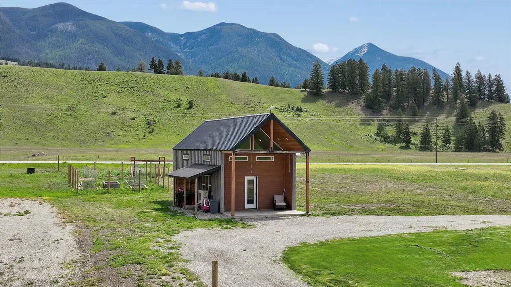 40 Moraine Drive N Eureka MT 59917