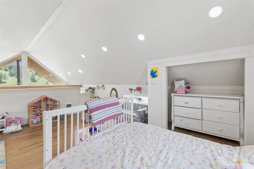 40 Moraine Drive N Eureka MT 59917