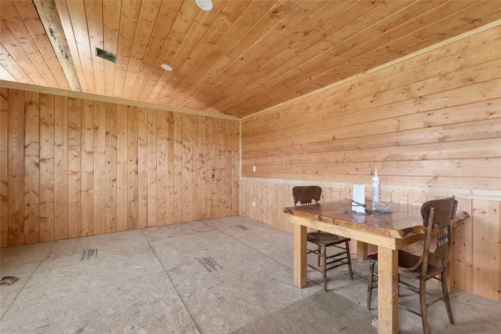 40 Moraine Drive N Eureka MT 59917
