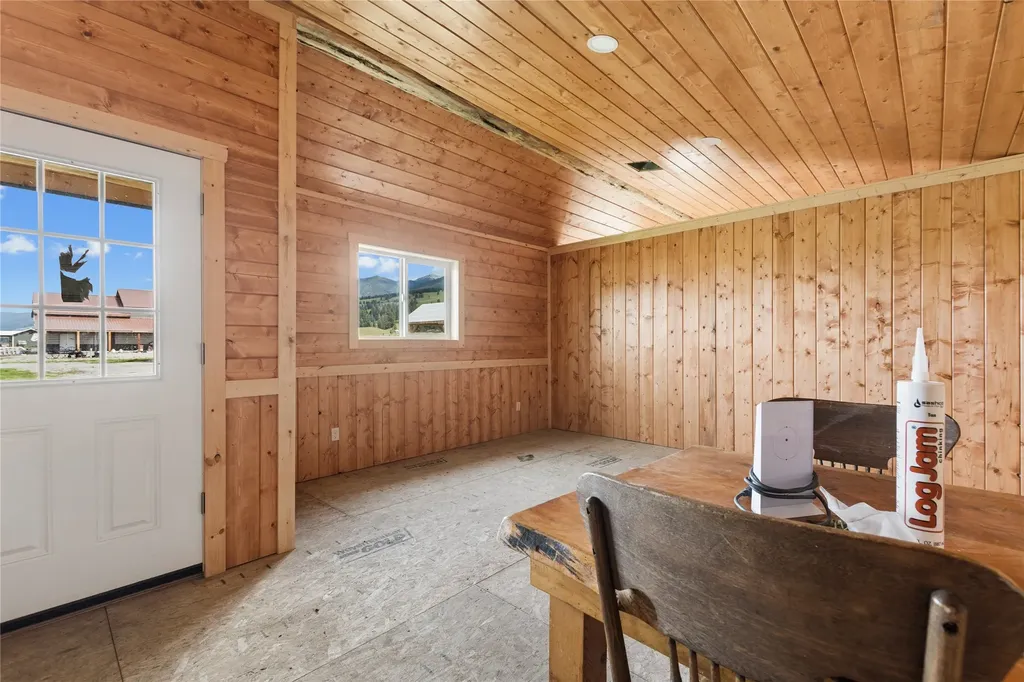 40 Moraine Drive N Eureka MT 59917